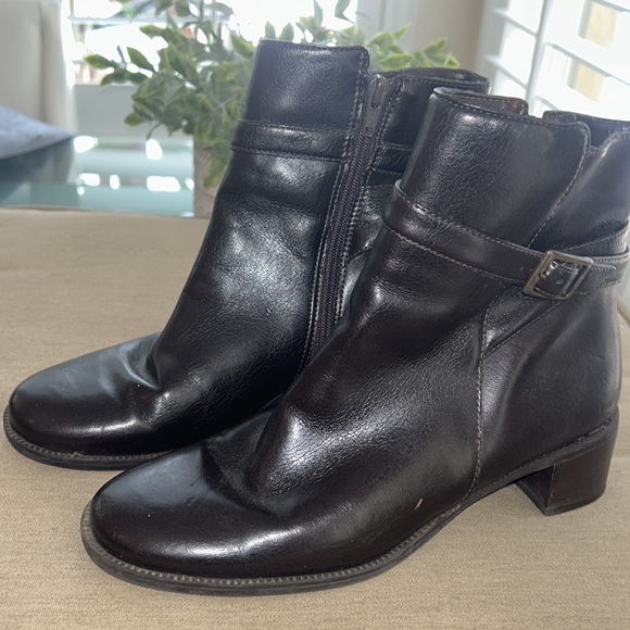 Naturalizer Brazil 7.5 Brown Bootie Faux Leather Zip Ankle Boot Shoes Western - Picture 6 of 14